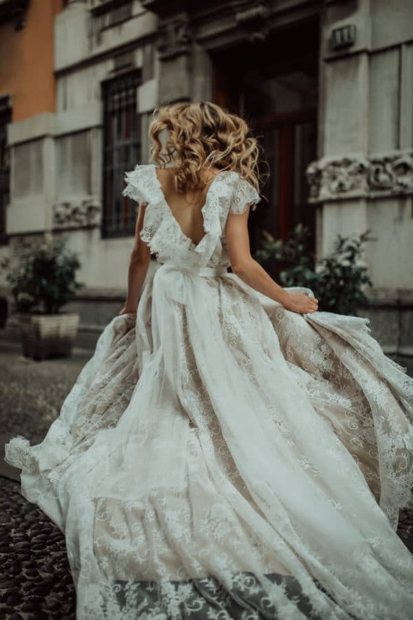 Amelii wedding dress Glorious Lace